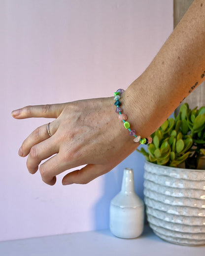 Colorful Chip Stone Beaded Bracelet Sterling Silver Magnetic Clasp Eclectic Design