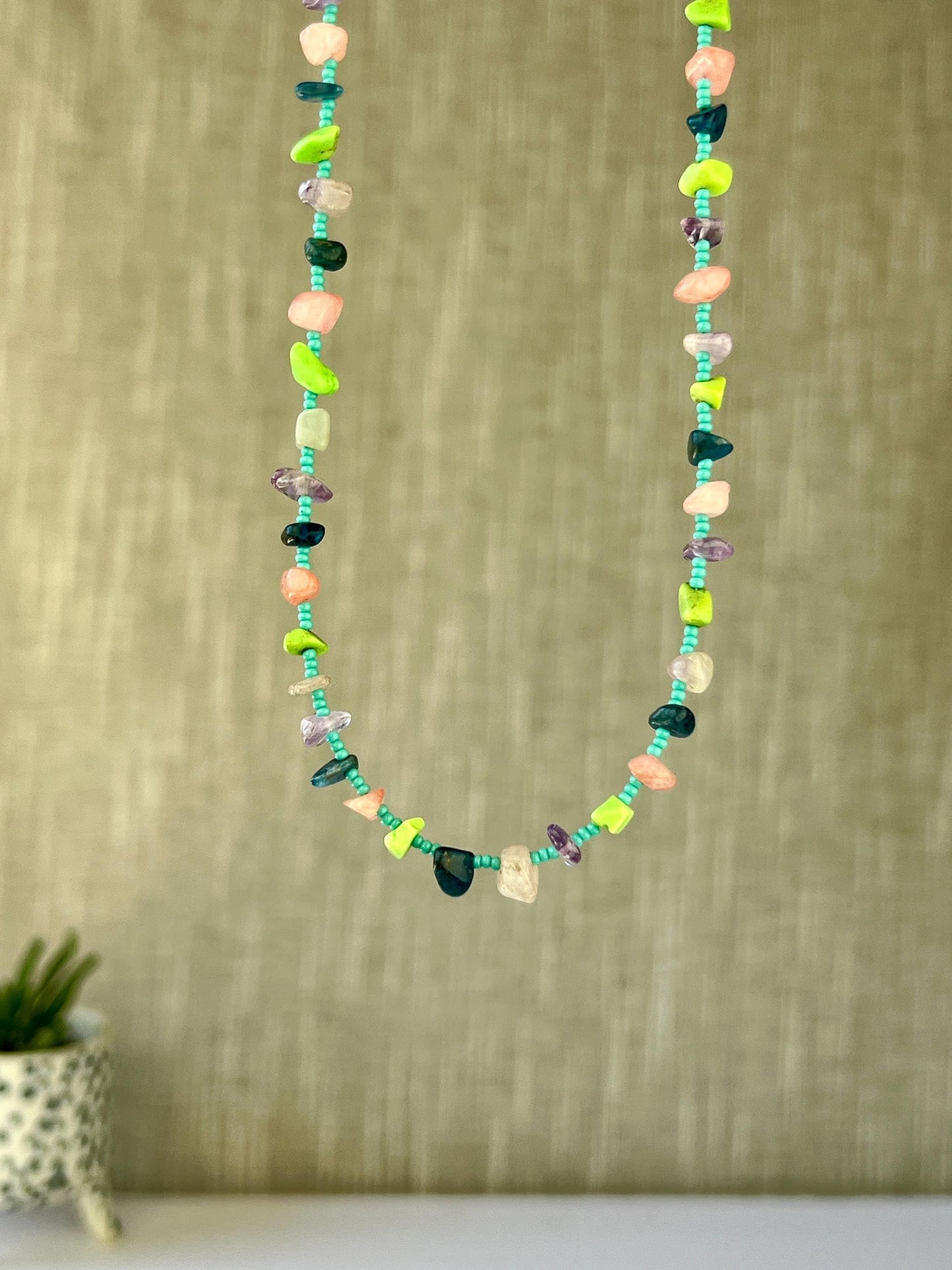 Colorful Chip Stone Beaded Choker Necklace Sterling Silver Magnetic Clasp Eclectic Design