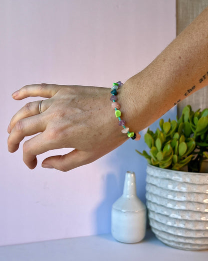 Colorful Chip Stone Beaded Bracelet Sterling Silver Magnetic Clasp Eclectic Design