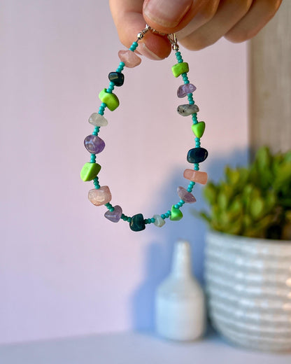 Colorful Chip Stone Beaded Bracelet Sterling Silver Magnetic Clasp Eclectic Design